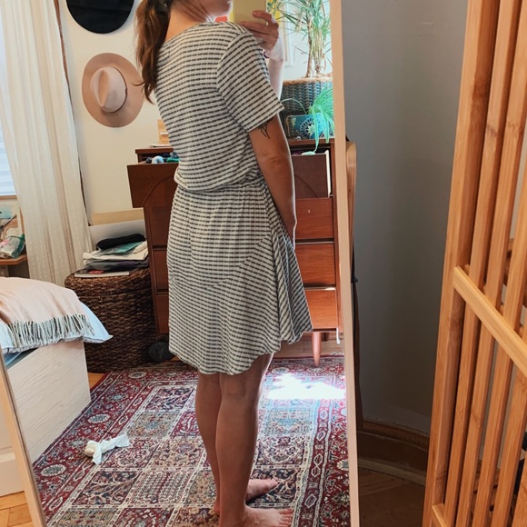 **SOLD** MINKPINK T shirt Dress - Picture 5 of 5